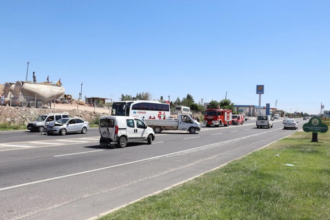 Şanlıurfa’da zincirleme trafik kazası: 1 yaralı