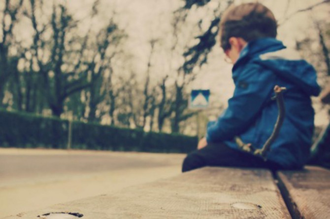 Çocukları hiçbir zaman yalnız bırakmamak gerekiyor