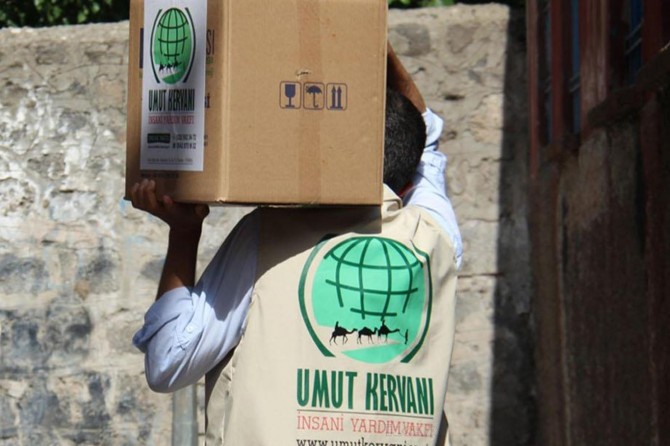 Kerwana Umûdê ya Diyarbekirê di meha Remezanê de bi hezaran malbatan kêfxweş kir