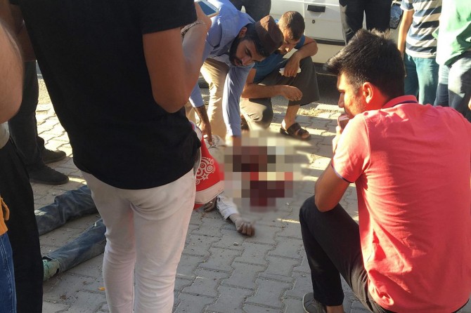 Mardin Kızıltepe'de otomobilin çarptığı motosiklet sürücüsü hayatını kaybetti