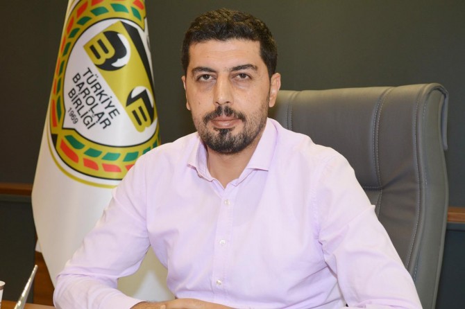 Türkiye’de darbe teşebbüslerine karşı halk bilinçli