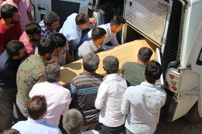 Küçük Yusuf'un cenazesi defnedilmek üzere Beşiri’ye götürüldü