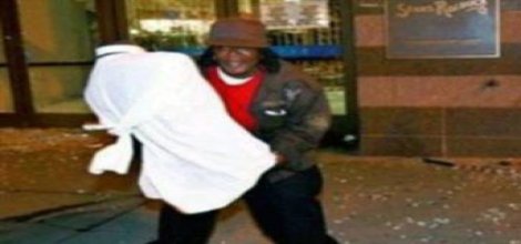 ABD’de mağazalar yağmalandı - Video