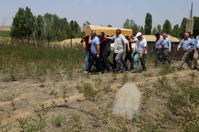 Küçük Yusuf son yolculuğuna uğurlandı