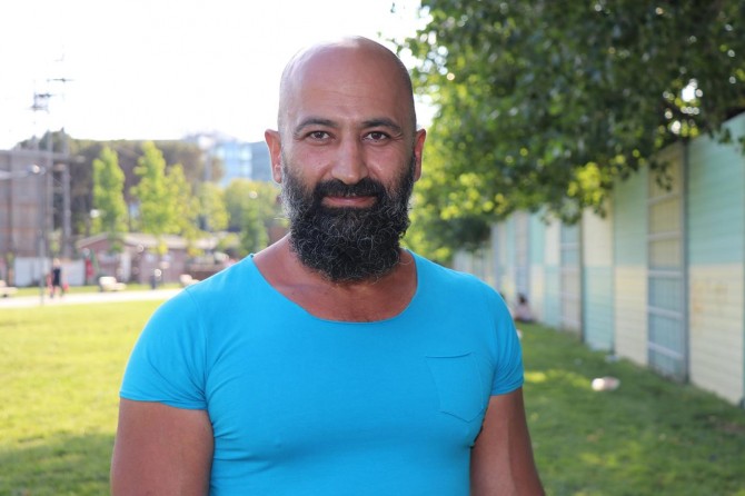 Paletin altına yattım kelime-i şehadet getirdim