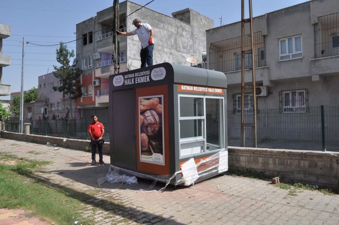 ​Dar gelirli aileler için her gün 10 bin ücretsiz ekmek dağıtılacak