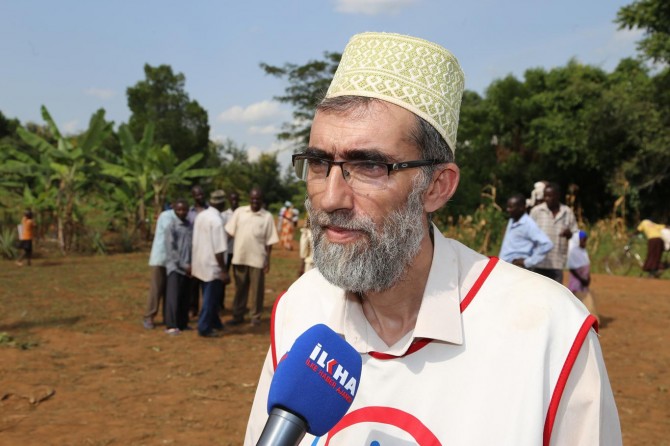 Yetimler Vakfından Uganda’da yardım faaliyetleri