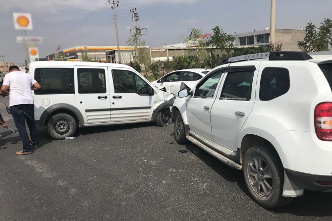 Kızıltepe-Mardin Karayolunda kaza: 2’si çocuk 5 yaralı