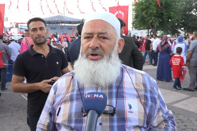 ​Allah’ın yardımıyla millet darbecilere darbe yaptı