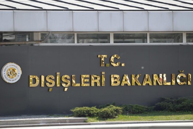 PKK/YPG Menbiç'ten çekiliyor haberleri gerçek değil