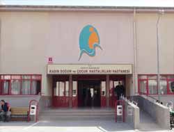 Kadın Doğum Doktoru Yetersiz