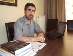 'Çima PKK berî şoreşa Sûriyê hêz nedişandin rojavayê Kurdistanê?'