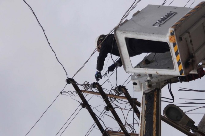 ​Mardin’de borçlu çiftçilerin elektriği yeniden kesilmeye başlandı