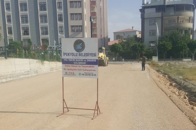 Van İpekyolu Belediyesi yol çalışmalarını sürdürüyor