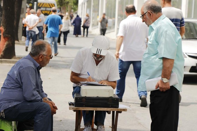 Yarım asırdır aynı yerde aynı işi yapıyor