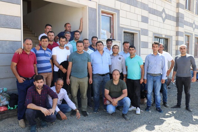 Kesên ji kar hatin derxistin: Kesên ku me ji kar derxistin ji gelê Kurd re heqaret kiribûn