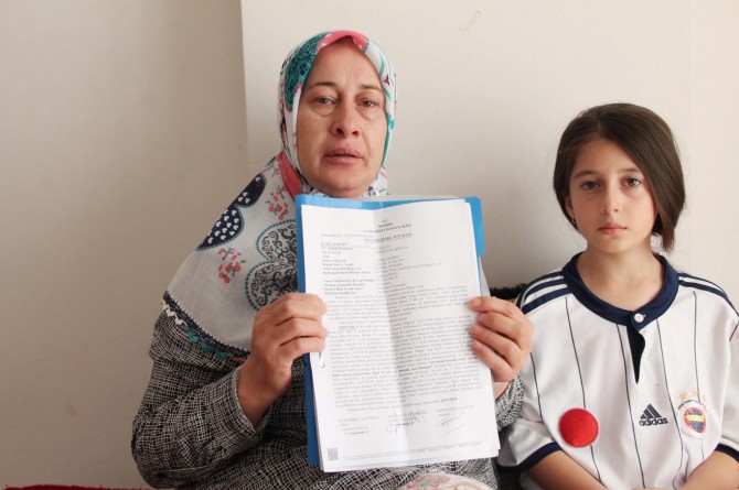 3 yetim annesi eski işini geri istiyor