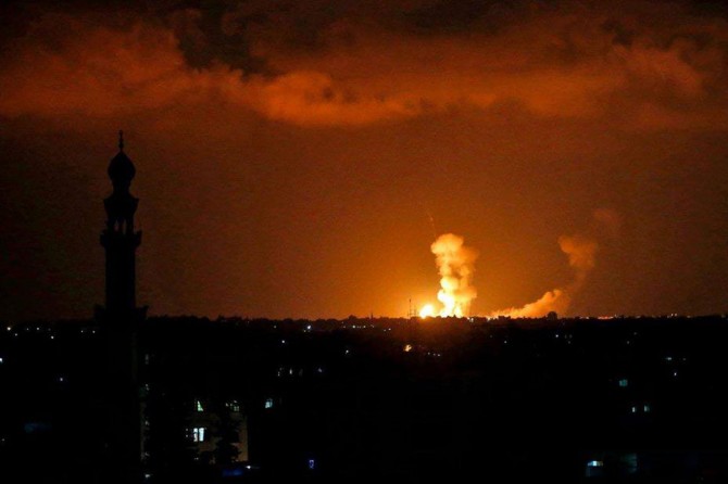 Siyonistler Gazze'ye saldırı başlattı