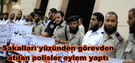 Sakalları yüzünden görevden atılan polisler eylem yaptı