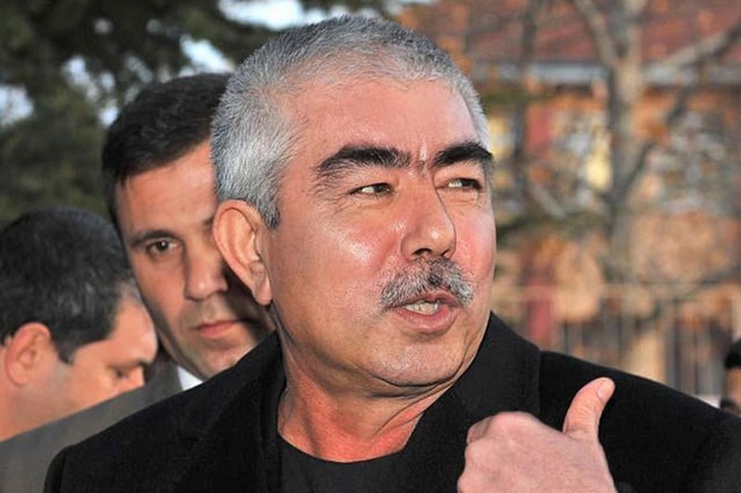 Êrîş li Raşîd Dostûmê ku vegerîya welatê xwe hat kirin: 10 mirî