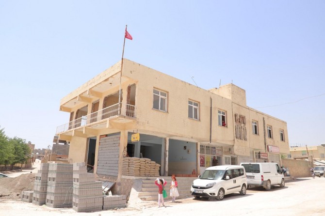 Mardin'de belediye binası mahalle konağına dönüştürülüyor