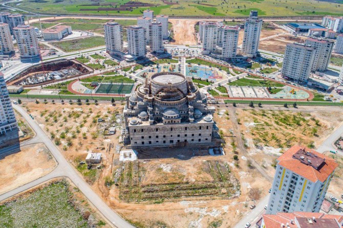 Türkiye’nin ikinci büyük camisi Gaziantep'te yapılıyor
