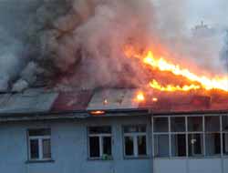 Tekel Binası Sönmek Bilmiyor