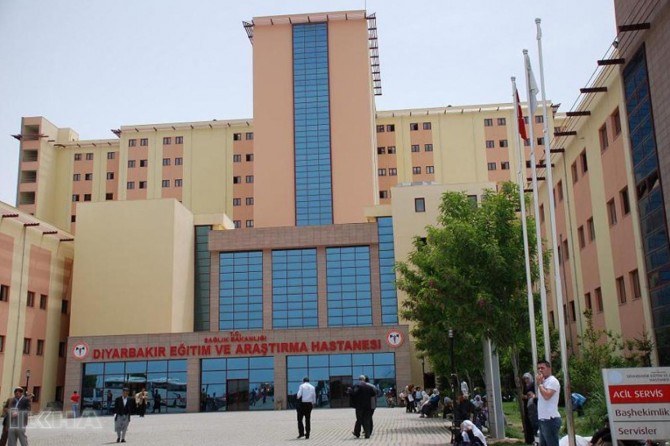 Kamu hastanelerinde güvenliğe jandarma da bakacak