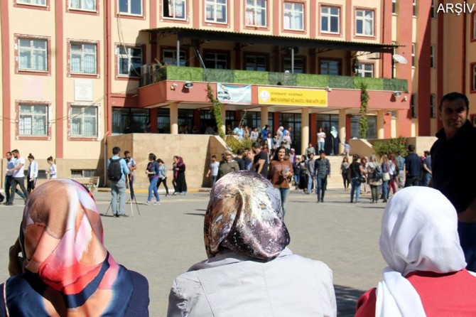 KPSS lisans alan bilgisi sınavı başladı