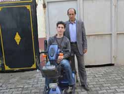 Engelli 2 Gence Akülü Araç