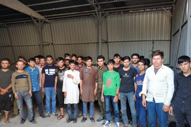 Van’da 106 kaçak göçmen yakalandı