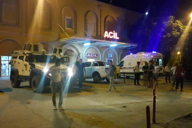 Mardin Kızıltepe'de TOMA otomobile çarptı: 5 yaralı