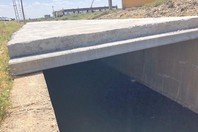​Batman’da tehlike saçan kanalın üzeri beton bloklarla kapatıldı