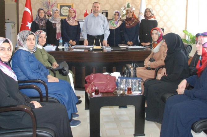 Adıyaman’da 6 kız öğrenci hafızlık belgesi aldı