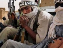 Ensar ed-Din, El-Kaide'den ayrılıyor