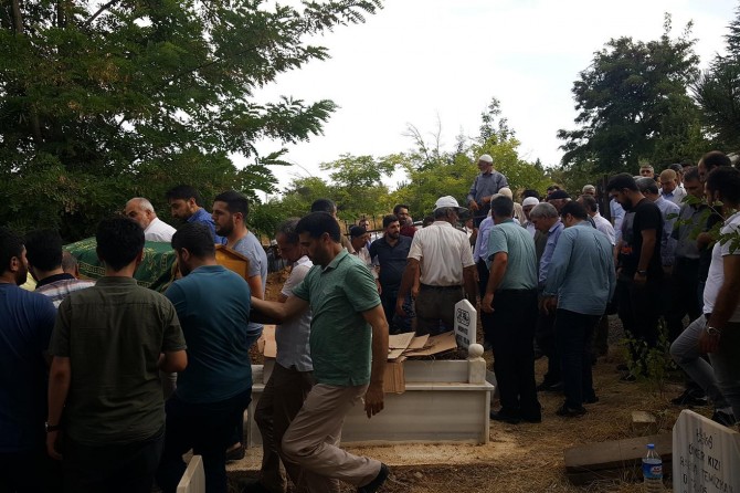 Xanima muhacirê ku mexdûrê FETO bû wefat kir