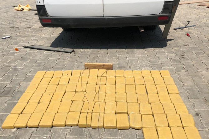 Van Edremit'te 48 kg eroin ele geçirildi