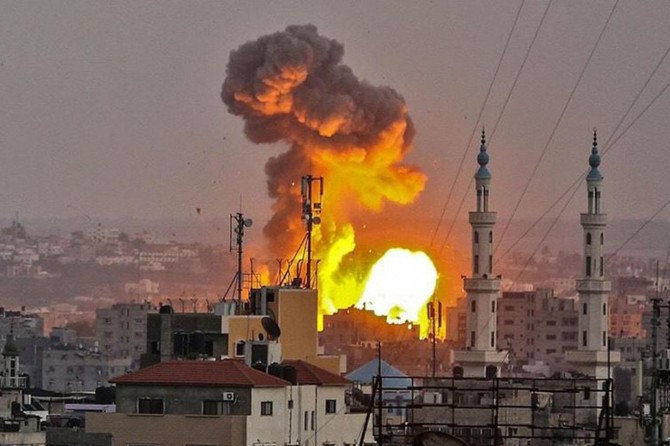 Siyonist rejim uçurtma uçuran Filistinlilere füze attı