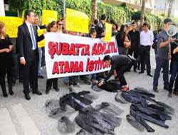 İzmir'de atanamayan öğretmenler, eylem yaptı