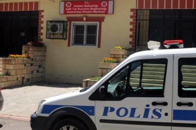 Gaziantep'te internet kablosunu çalmaya çalışan şahıs yakalandı