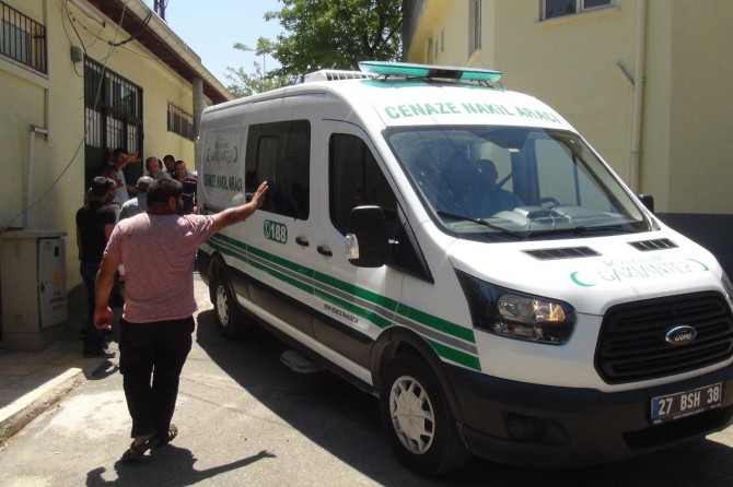 Gaziantep’te elektrik akımına kapılan genç hayatını kaybetti