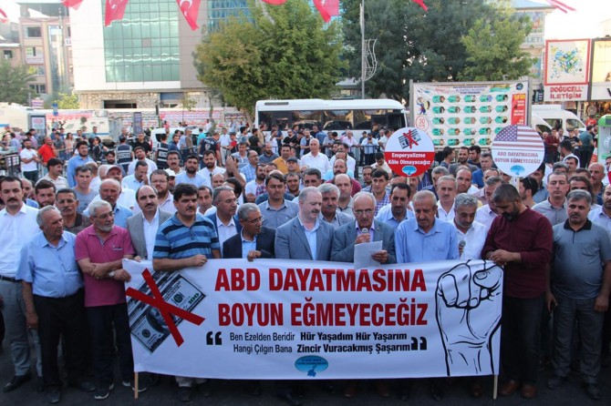 Van'da ABD yaptırımları protestosu