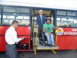 Adana Belediye Otobüslerinde Engeller Kalktı