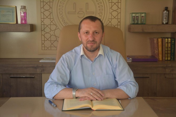 Çocuklarımızı camilerin güvenilir ortamlarına çekelim