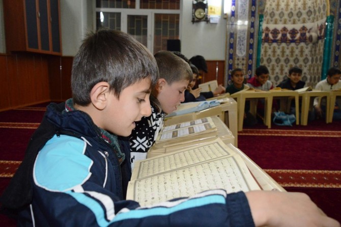 Yaz Kur’an kurslarımızda hayırlı bir nesil yetişecek