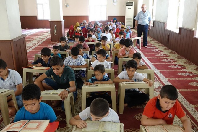Viranşehir’de çocukların Kur’an aşkı sürüyor