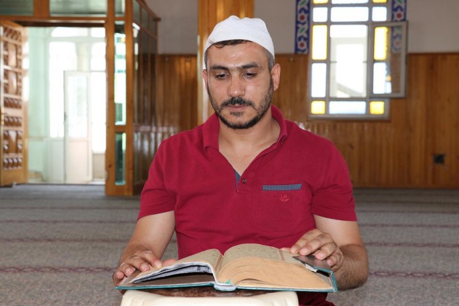 Bana uyuşturucuyu bıraktıran namazdır