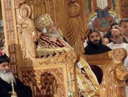 Kıpti patriğini gözü kapalı bir çocuk seçti