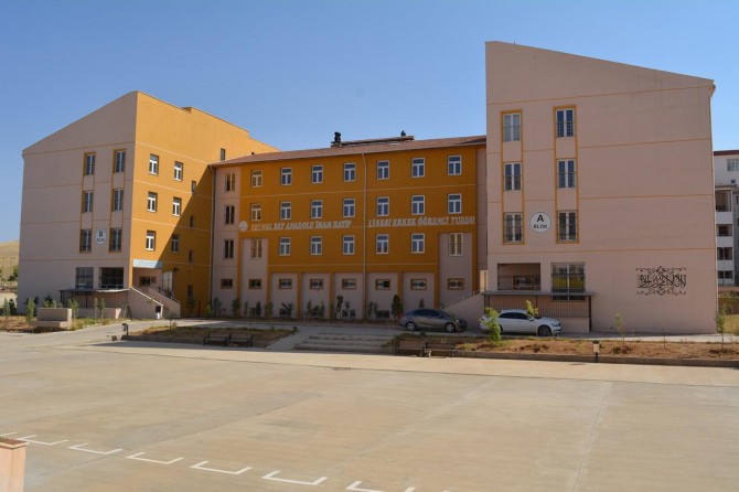 Proje okul seçilen imam hatipler eğitim kalitesini katlıyor