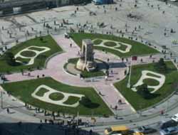 Taksim Meydanı Trafiğe Kapatıldı